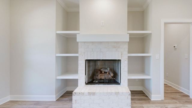 2230 Allen Ferry Rd, Smithville, TN 37166