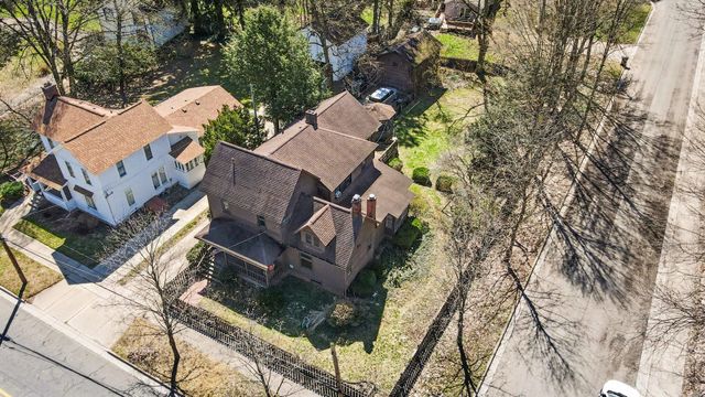 123 Delano Street, Allegan, MI 49010