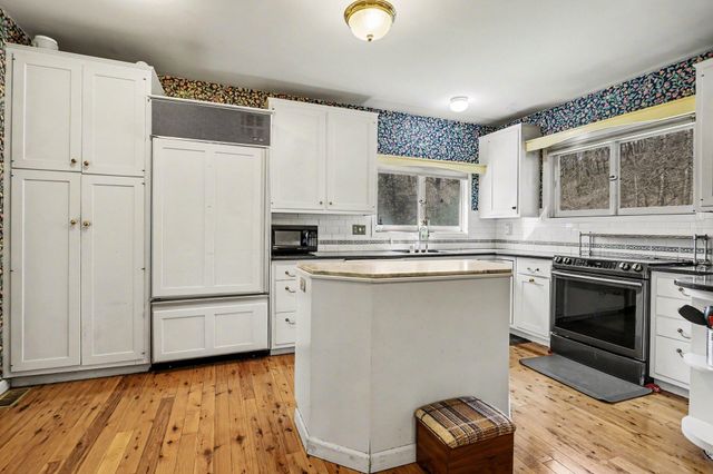 123 Delano Street, Allegan, MI 49010