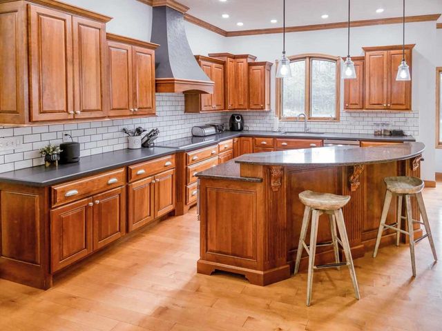 N2321 DELLA LANE, Medford, WI 54451