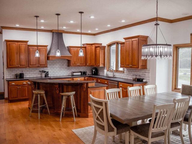 N2321 DELLA LANE, Medford, WI 54451