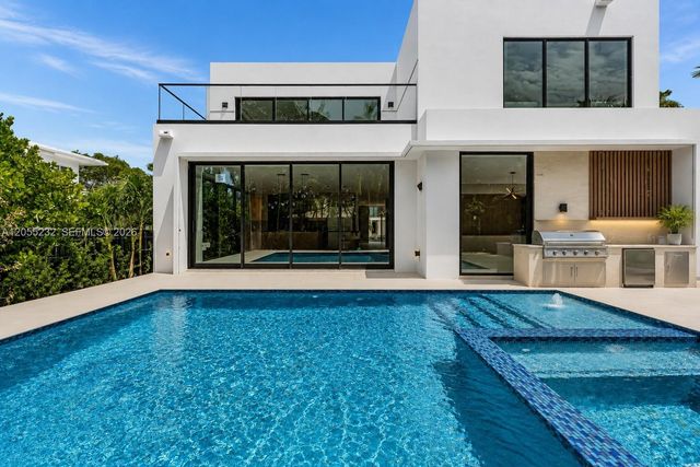 6020 Alton Road, Miami Beach, FL 33140