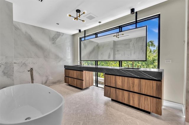 6020 Alton Road, Miami Beach, FL 33140