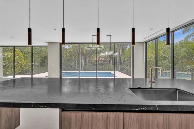6020 Alton Road, Miami Beach, FL 33140