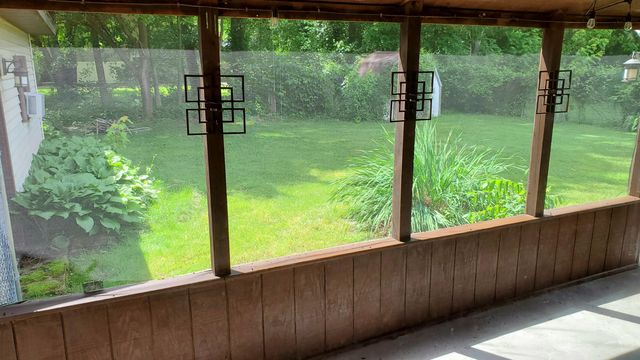704 S 22nd Street, Chesterton, IN 46304