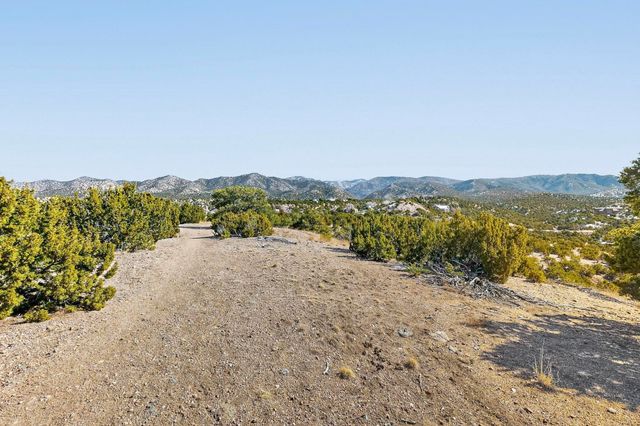 487 NM-592 Lot 2, Santa Fe, NM 87506