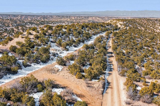 487 NM-592 Lot 2, Santa Fe, NM 87506