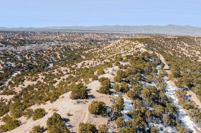 487 NM-592 Lot 2, Santa Fe, NM 87506