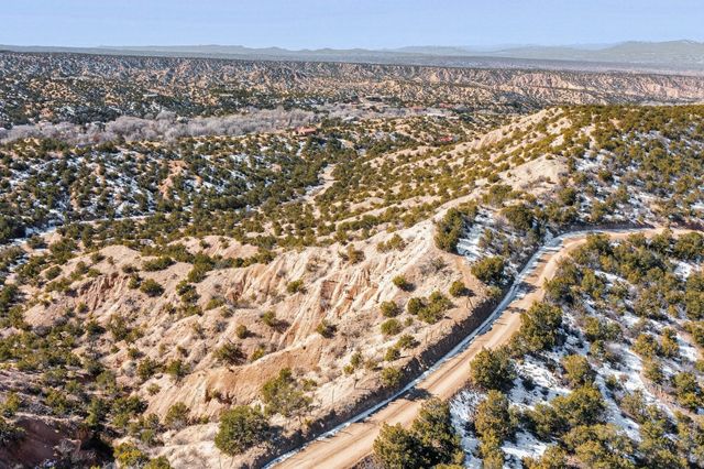 487 NM-592 Lot 2, Santa Fe, NM 87506