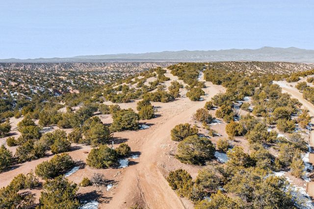 487 NM-592 Lot 2, Santa Fe, NM 87506