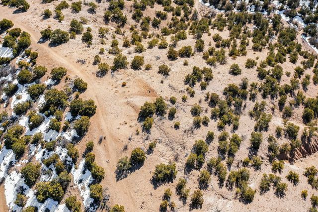 487 NM-592 Lot 2, Santa Fe, NM 87506