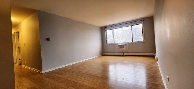 5306 N Cumberland Avenue 507, Chicago, IL 60656