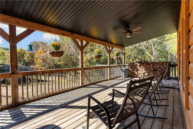 21856 Highway 62, Garfield, AR 72732