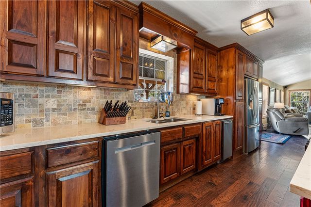 21856 Highway 62, Garfield, AR 72732