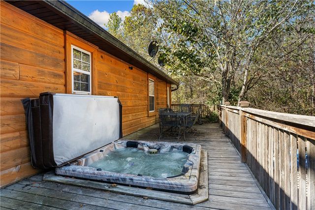 21856 Highway 62, Garfield, AR 72732