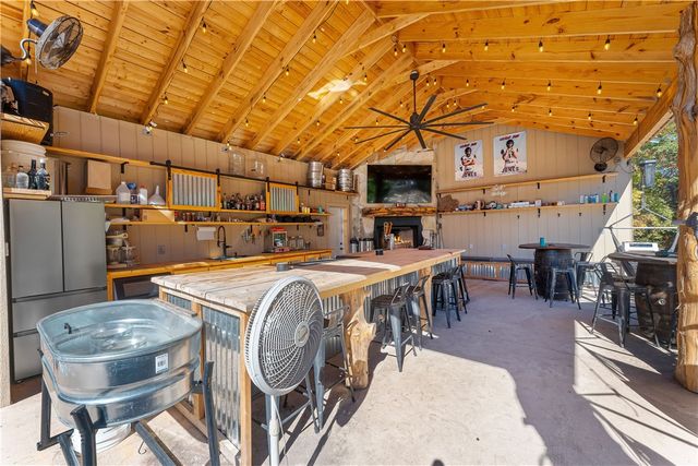 21856 Highway 62, Garfield, AR 72732