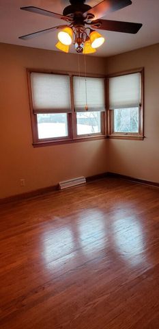 3440 Mountain DRIVE, Brookfield, WI 53045