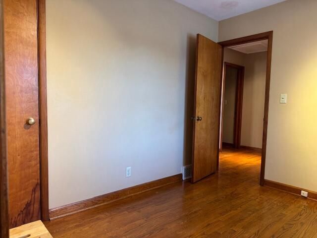 3440 Mountain DRIVE, Brookfield, WI 53045