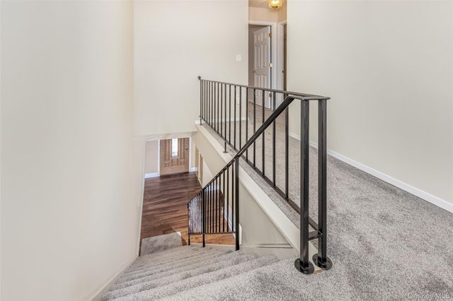 1907 Magnolia Walk, Poughkeepsie, NY 12603