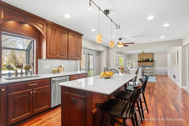 1864 Slippery Rock Road, Naperville, IL 60565