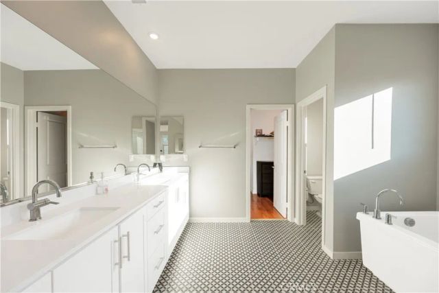 15950 Butterfly, Fontana, CA 92336