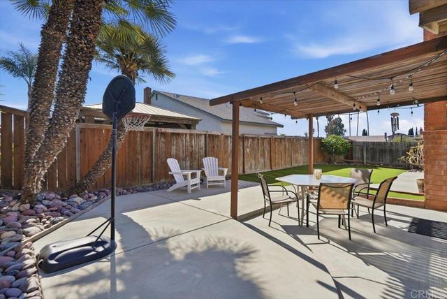 4569 Calle Del Palo, Oceanside, CA 92057