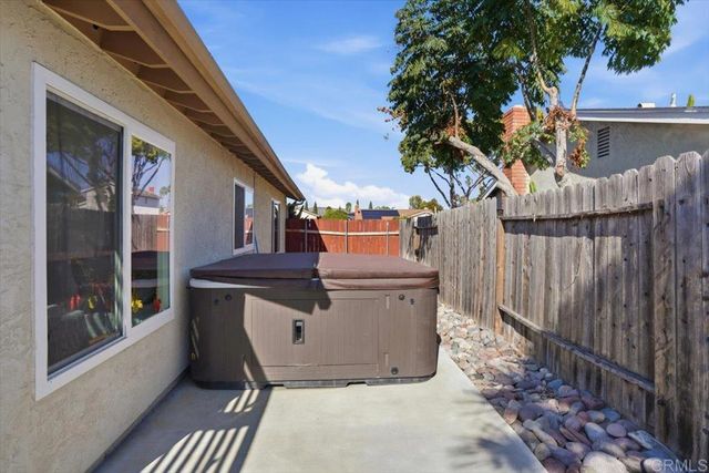 4569 Calle Del Palo, Oceanside, CA 92057