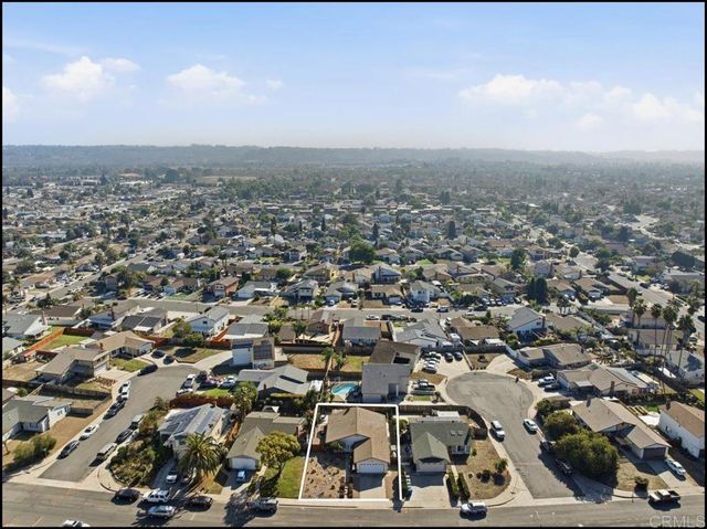 4569 Calle Del Palo, Oceanside, CA 92057