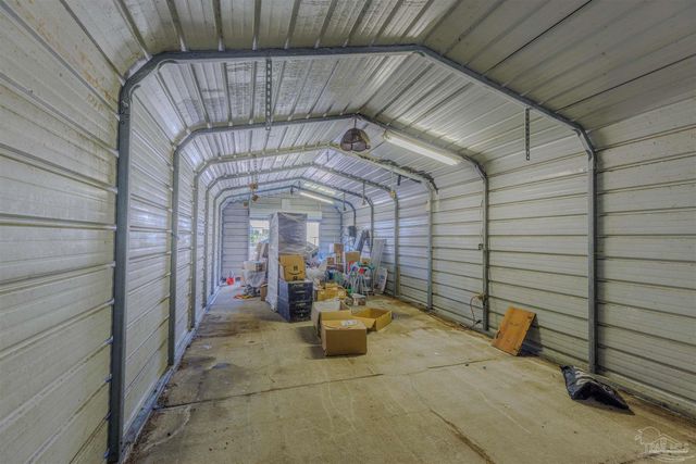 39 Sandalwood St, Pensacola, FL 32505