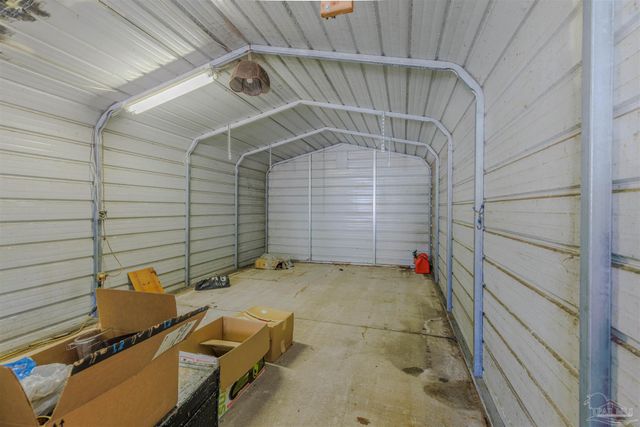 39 Sandalwood St, Pensacola, FL 32505