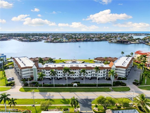 750 W Elkcam CIR 215, Marco Island, FL 34145