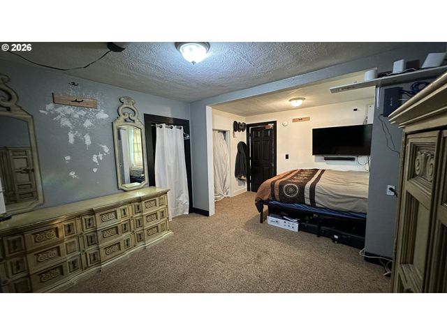 254 S VERNONIA Rd, St Helens, OR 97051