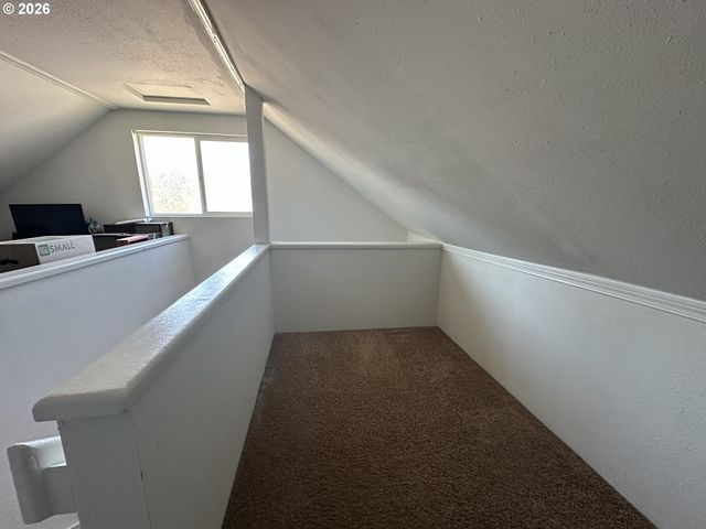 254 S VERNONIA Rd, St Helens, OR 97051