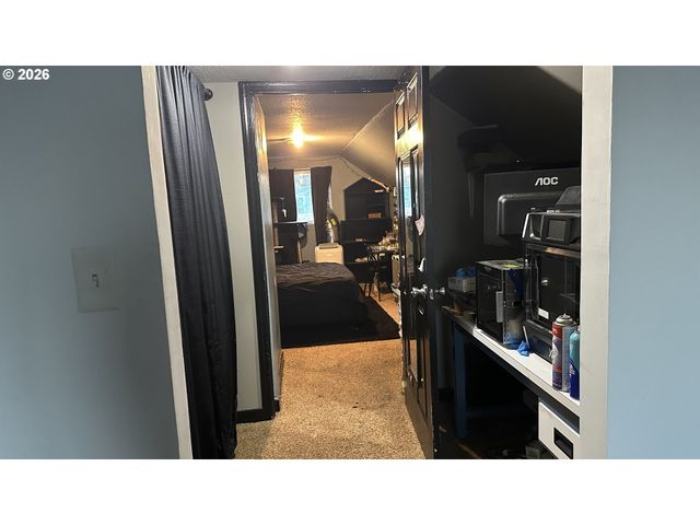 254 S VERNONIA Rd, St Helens, OR 97051