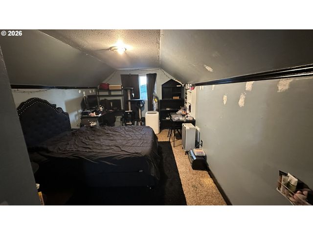 254 S VERNONIA Rd, St Helens, OR 97051