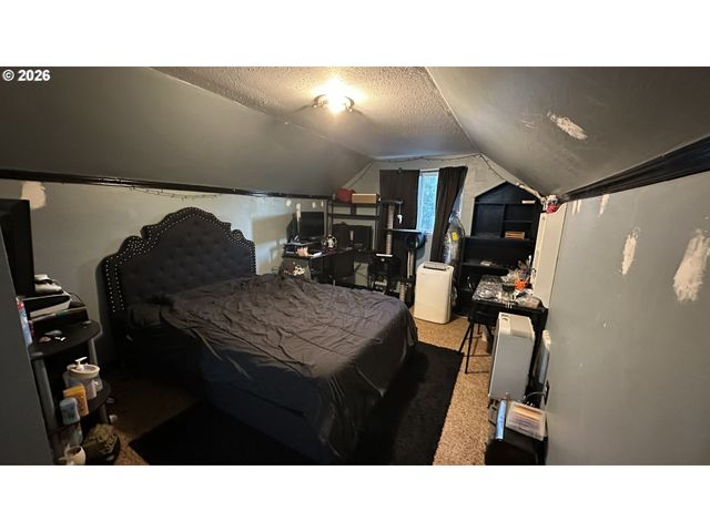 254 S VERNONIA Rd, St Helens, OR 97051