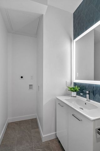 11 Boynton Street 104, Swampscott, MA 01907