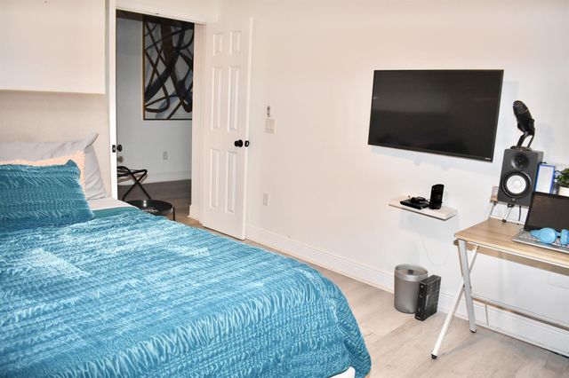 5243 Europa O Drive O, Boynton Beach, FL 33437