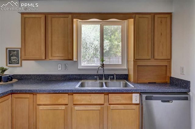 652 Squire Street, Colorado Springs, CO 80911