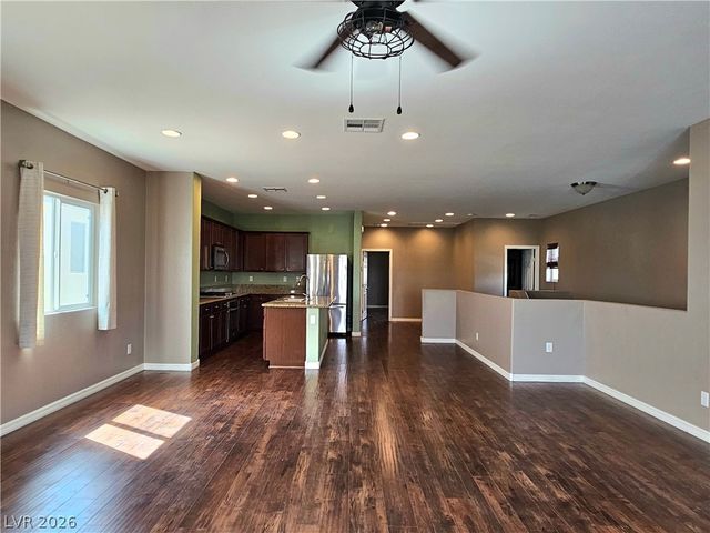 7141 Orion Bands Street, Las Vegas, NV 89131