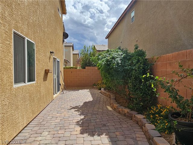 7141 Orion Bands Street, Las Vegas, NV 89131