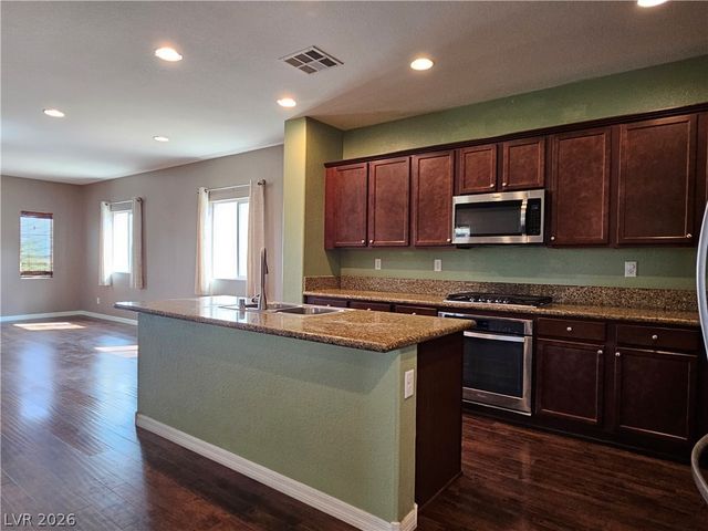 7141 Orion Bands Street, Las Vegas, NV 89131