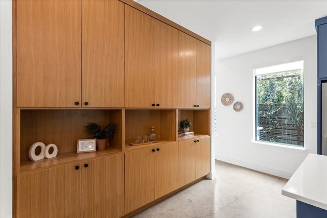 301 Woodward ST B, Austin, TX 78704