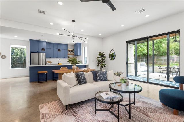 301 Woodward ST B, Austin, TX 78704