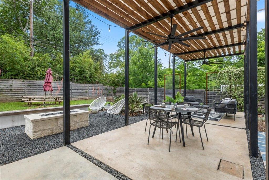 301 Woodward ST B, Austin, TX 78704