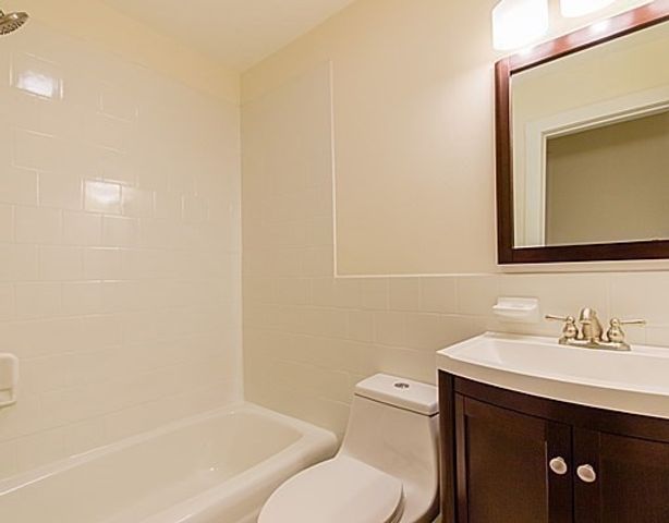 9 Temple St 1, Boston, MA 02114