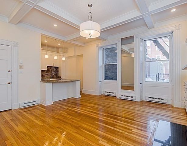 9 Temple St 1, Boston, MA 02114