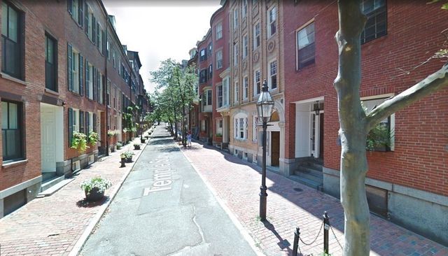 9 Temple St 1, Boston, MA 02114