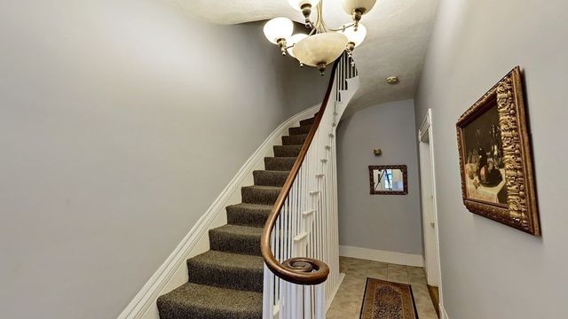 9 Temple St 1, Boston, MA 02114