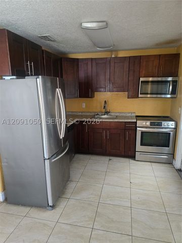 650 NW 49th St, Miami, FL 33127